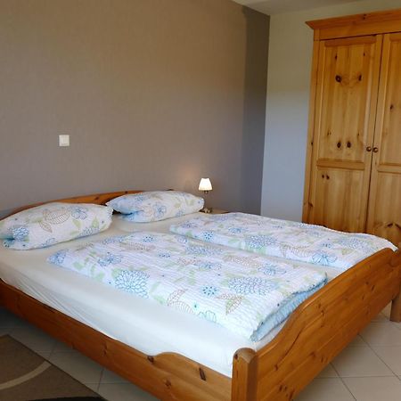 Ferienwohnung Basche Oberzissen Esterno foto