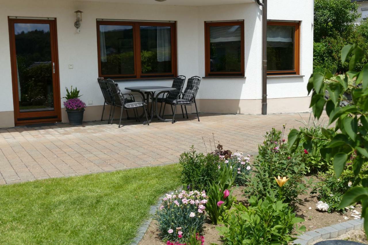 Ferienwohnung Basche Oberzissen Esterno foto